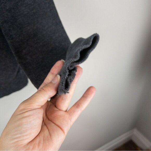 𝅺Aritzia TNA Womens Size Small Gray Neon Green Logo Hoodie Sweatshirt Casual - Picture 5 of 8